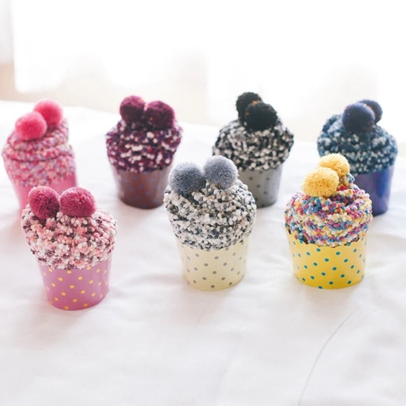 Cupcake socks raspberry yellow color women winter socks pink box set - Picture 2 of 11